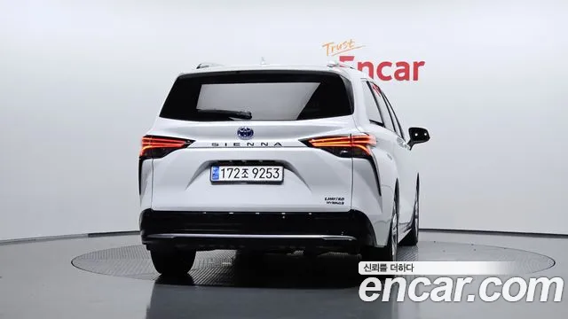 Toyota Sienna 4th Gen — Фото автомобиля 4