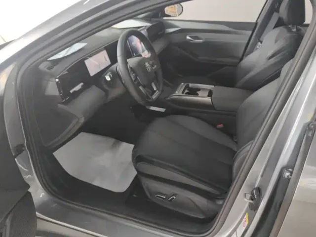 BYD Qin L — Фото автомобиля 9