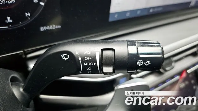 Hyundai Grandeur Grandeur (GN7) 3.5 LPG 2WD (Такси) — Фото автомобиля 30
