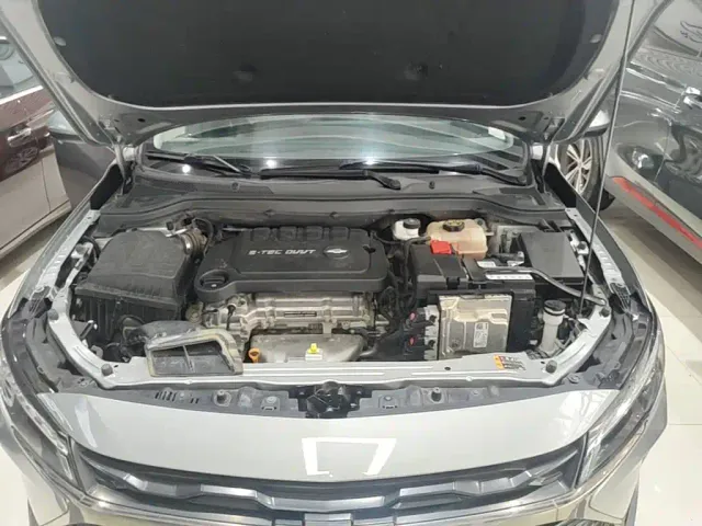 Chevrolet Monza 2023 1.5L Dual-Clutch Enjoyment Edition — Фото автомобиля 15
