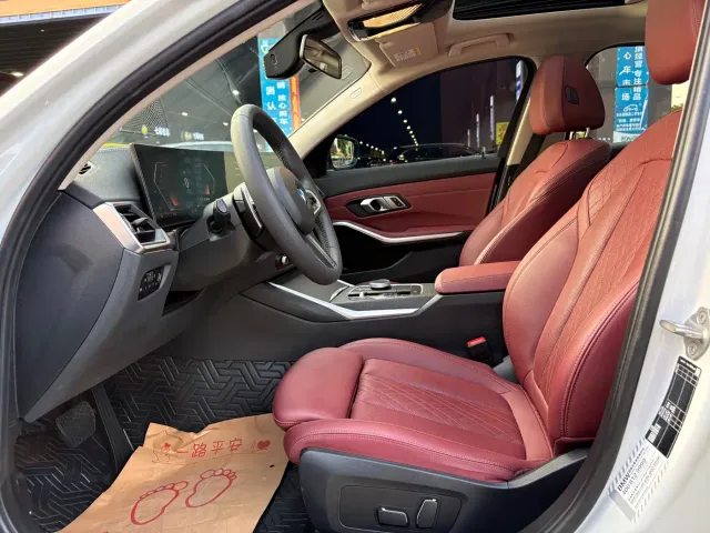 BMW 3 Series — Фото автомобиля 11