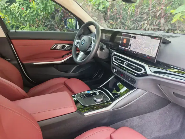 BMW i3 — Фото автомобиля 11
