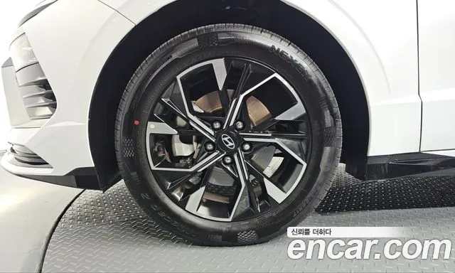 Hyundai Sonata — Фото автомобиля 5