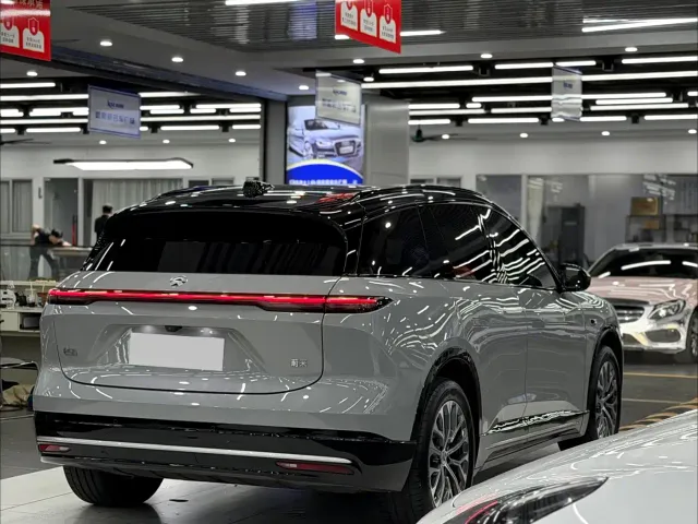 Nio ES6 — Фото автомобиля 6