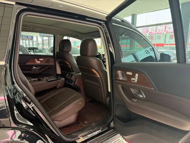 Mercedes-Benz GLS-Class — Фото автомобиля 12