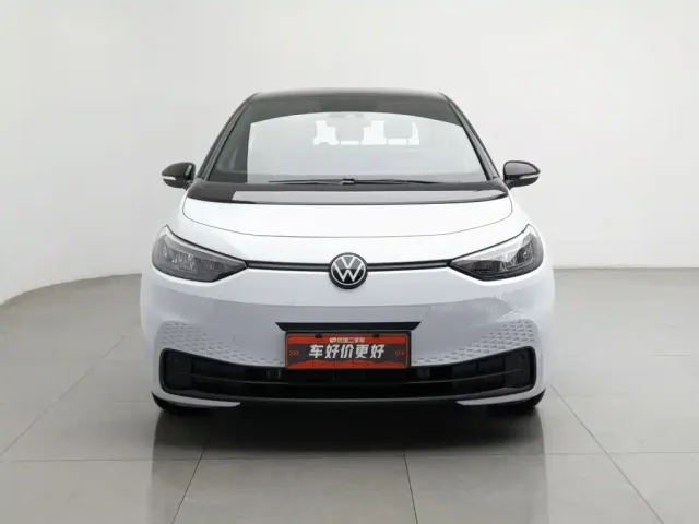 Volkswagen ID.3 — Фото автомобиля 3