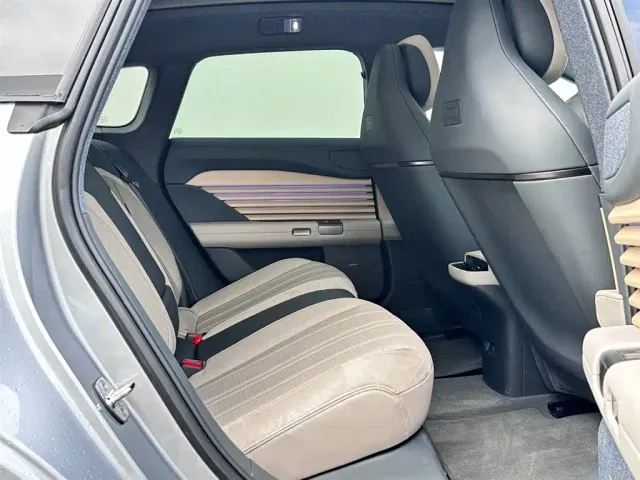 Audi E5 Sportback — Фото автомобиля 7