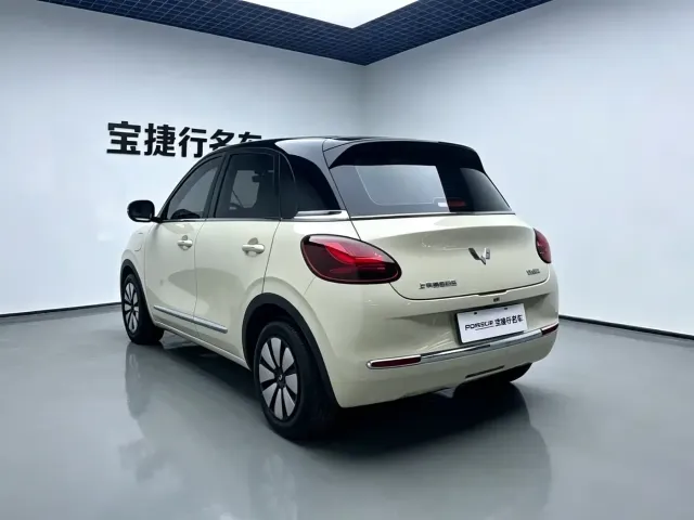Wuling Bingo — Фото автомобиля 3