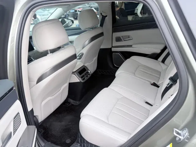 BYD Han L — Фото автомобиля 6