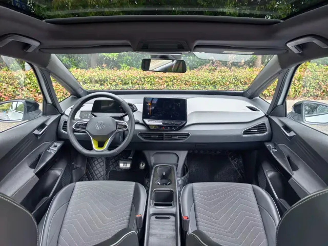 Volkswagen ID.3 — Фото автомобиля 11