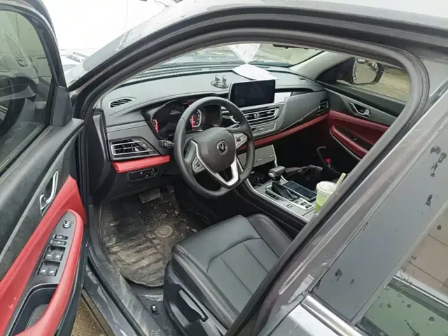 Changan CS75 — Фото автомобиля 15