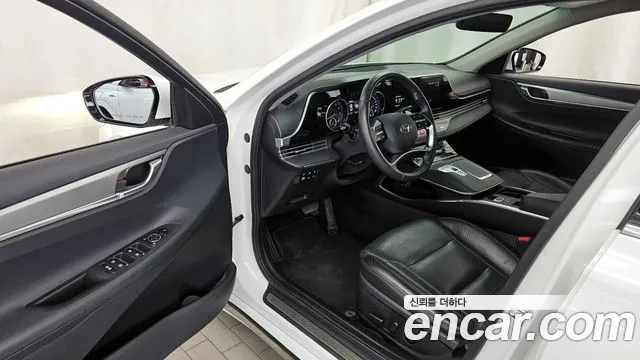 Hyundai Grandeur Новый Grandeur IG — Фото автомобиля 10