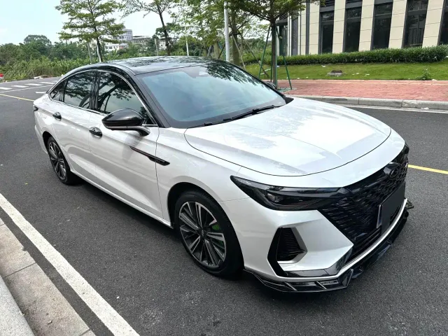 Chery Arrizo 8 — Фото автомобиля 3
