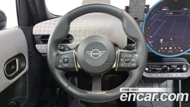 MINI Cooper 4th Gen — Фото автомобиля 13