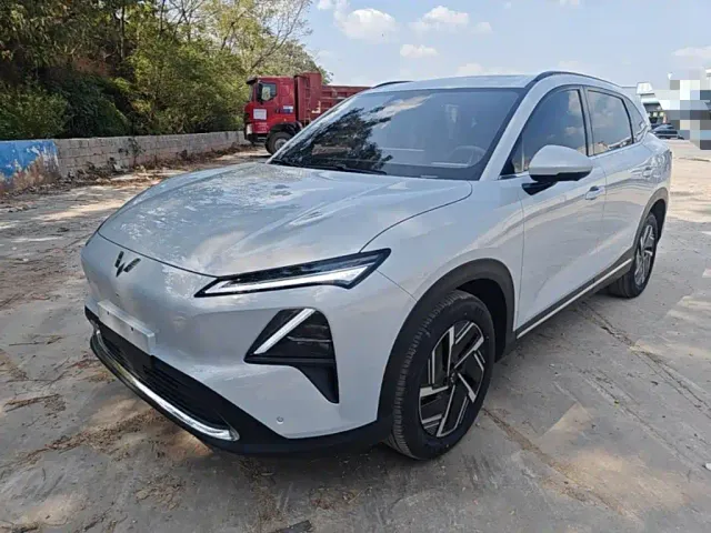 Фотография автомобиля — Wuling Starlight S