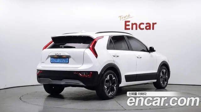 Kia Niro New — Фото автомобиля 2