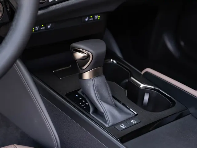Lexus ES — Фото автомобиля 14