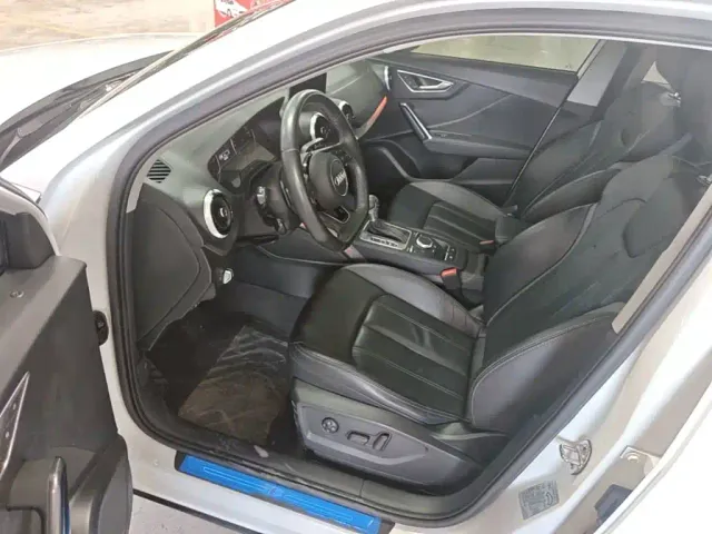 Audi Q2L — Фото автомобиля 15