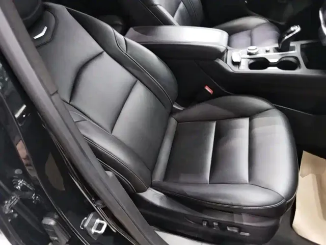 Cadillac XT4 — Фото автомобиля 24