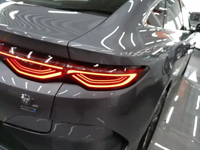 BYD Qin L — Фото автомобиля 7