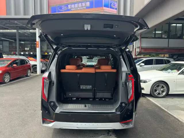 GAC Trumpchi M8 — Фото автомобиля 6