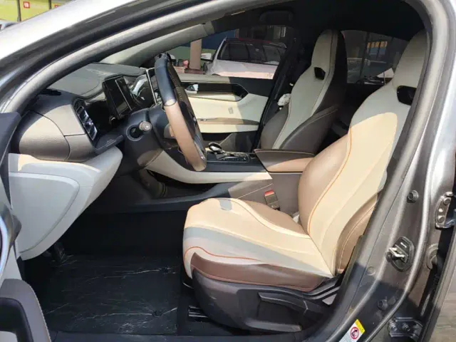 BYD Qin PLUS — Фото автомобиля 14