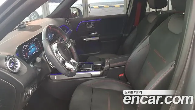 Mercedes-Benz GLB-Class — Фото автомобиля 14
