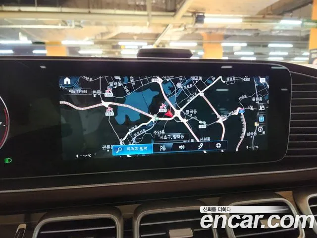 Mercedes-Benz GLS-Class — Фото автомобиля 6