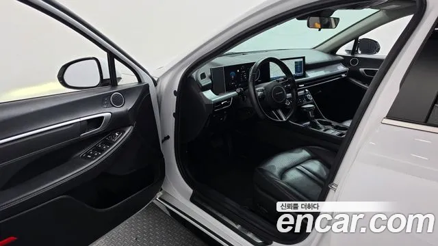 Hyundai Sonata Sonata Edge(DN8) 2.0 LPG(Для проката) — Фото автомобиля 5