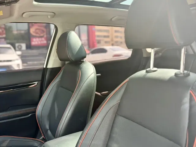 Kia Seltos — Фото автомобиля 18
