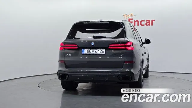 BMW X5 xDrive 40i M Sport Pro — Фото автомобиля 4