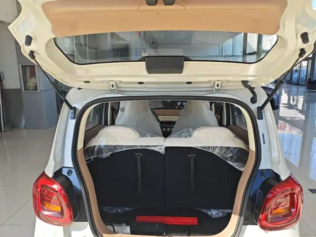 Wuling Hongguang Mini EV — Фото автомобиля 18