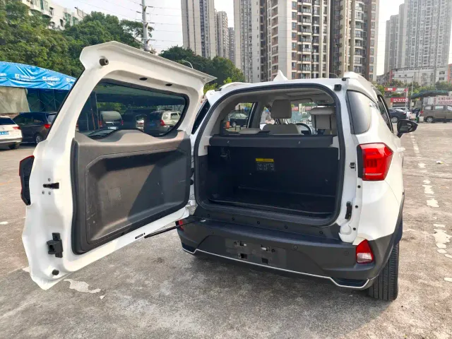 BYD Yuan Pro 2021 Lifetime Love Edition — Фото автомобиля 14