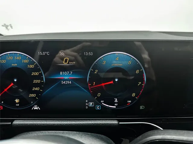 Mercedes-Benz GLA-Class — Фото автомобиля 11
