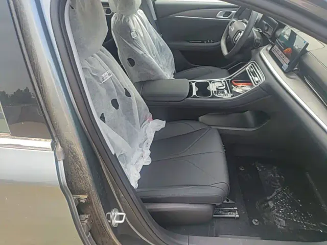 Geely Galaxy Stellar 6 — Фото автомобиля 24