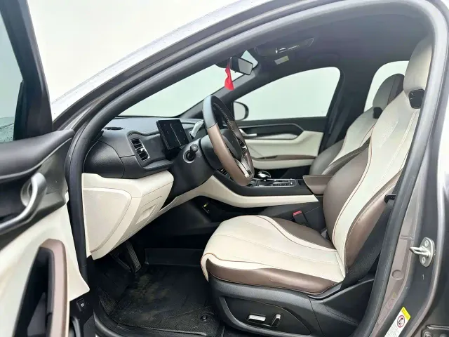 BYD Qin PLUS — Фото автомобиля 4