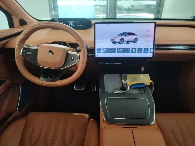 GAC Hyptec HT — Фото автомобиля 9