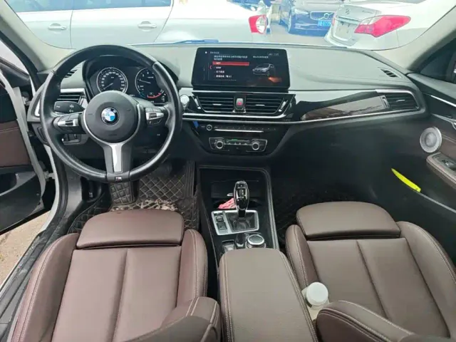 BMW 1 Series — Фото автомобиля 9