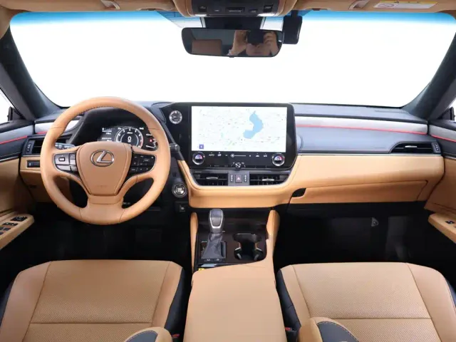 Lexus ES — Фото автомобиля 13