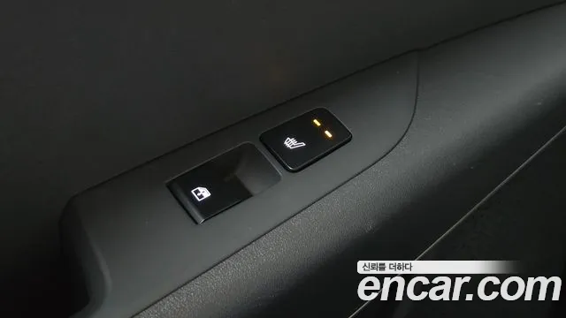 Kia Niro — Фото автомобиля 26
