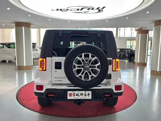 BAIC BJ40 — Фото автомобиля 6