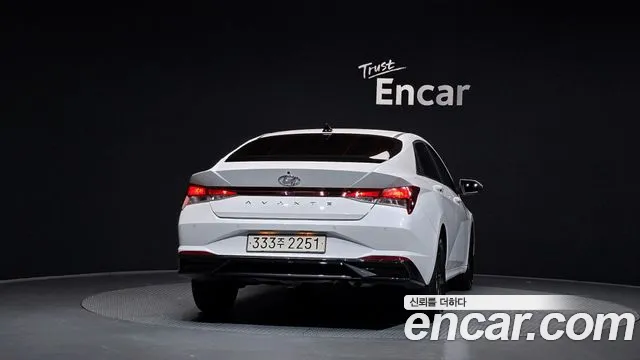 Hyundai Avante — Фото автомобиля 4
