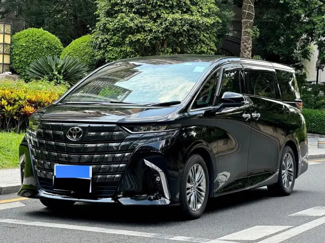 Фотография автомобиля — Toyota Alphard