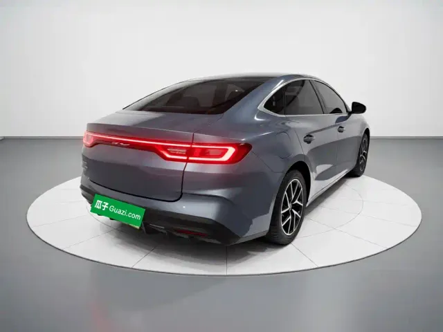BYD Qin L — Фото автомобиля 4