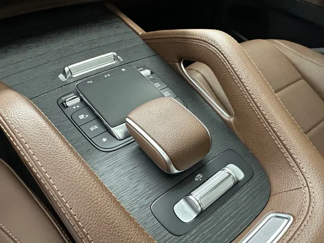 Mercedes-Benz GLS-Class — Фото автомобиля 7