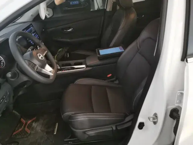 Nissan Sylphy — Фото автомобиля 14