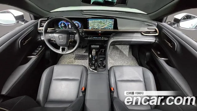 Toyota Crown — Фото автомобиля 7