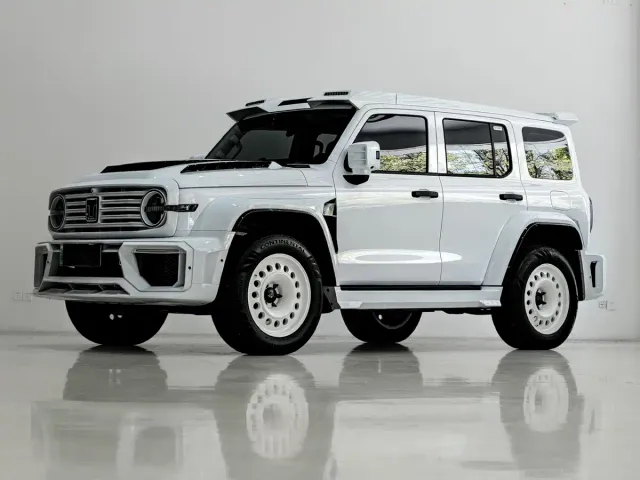 Фотография автомобиля — Tank 300