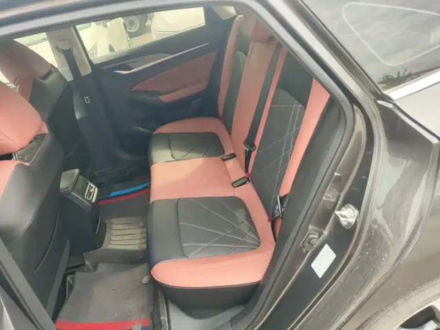 Changan Eado — Фото автомобиля 16