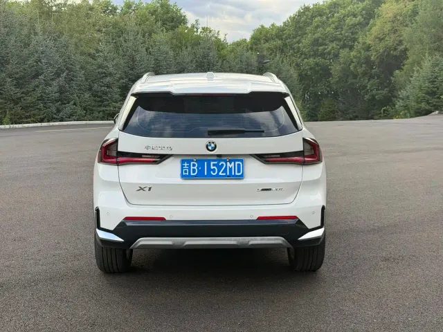BMW X1 — Фото автомобиля 5